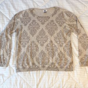 Old Navy crew neck sweater